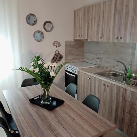 Roses 2 Apartman Szkála Szotírosz Kültér fotó